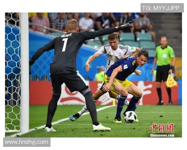 飓风队与圣洛伦索队的激烈对决展现足球魅力与团队精神